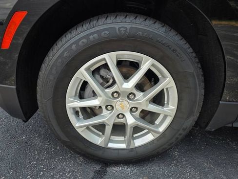 Used 2023 Chevrolet Equinox LT w/ Driver Convenience Package FWD image 10