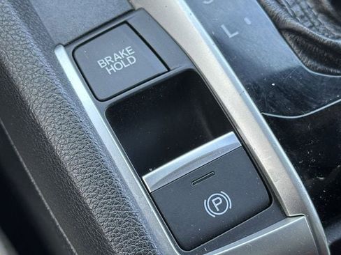 Used 2019 Honda Civic EX image 19