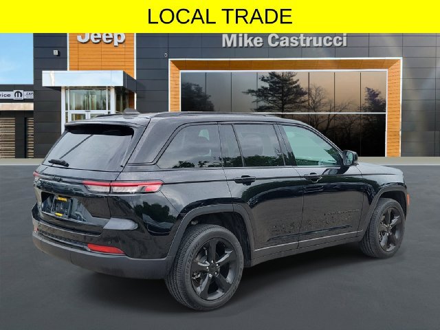 Certified 2024 Jeep Grand Cherokee Altitude AWD/4WD image 4
