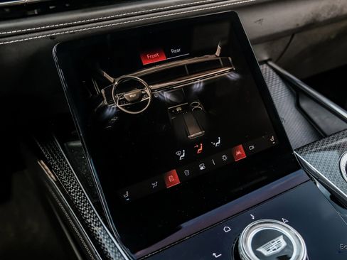Used 2025 Cadillac Escalade V AWD/4WD image 63