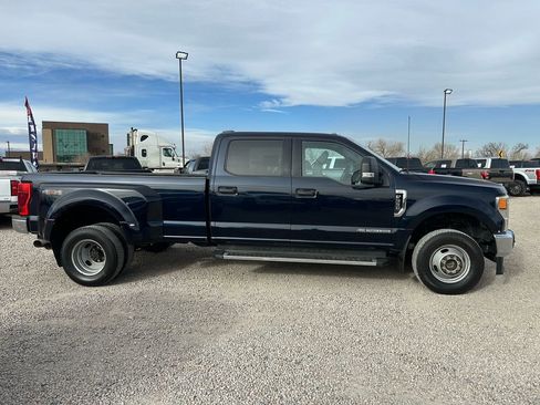 Used 2022 Ford F350 XLT w/ XLT Value Package image 12
