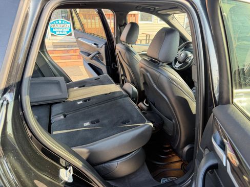 Used 2018 BMW X1 xDrive28i AWD/4WD image 41