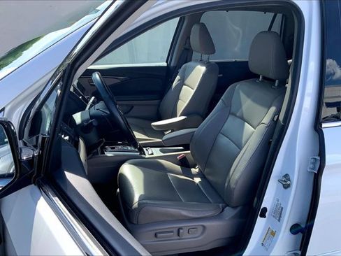 Used 2021 Honda Pilot Elite image 25