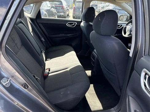 Used 2015 Nissan Sentra S image 11