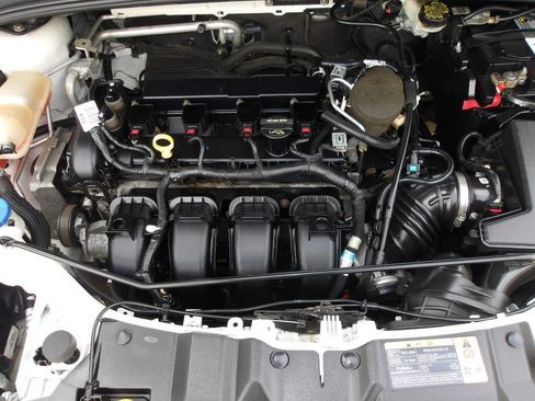 Used 2013 Ford Focus SE image 22