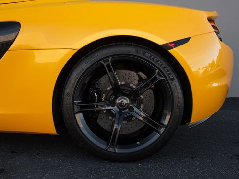 Used 2015 McLaren 650S Spider Convertible 2D image 36