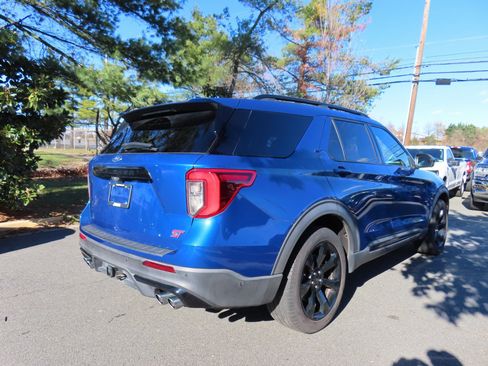 Used 2020 Ford Explorer ST w/ ST High-Performance Pack image 5