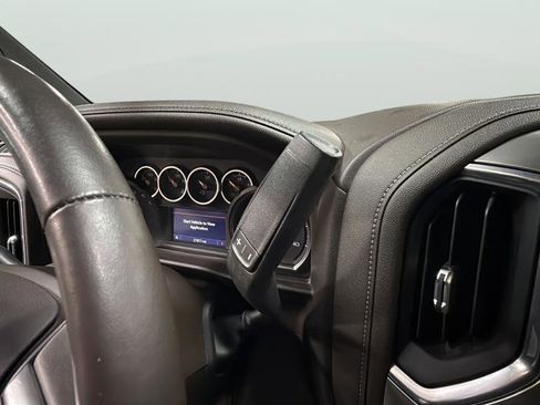 Used 2022 Chevrolet Silverado 1500 LTZ w/ LTZ Premium Package image 17