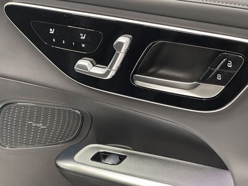 New 2026 Mercedes-Benz GLC 300 image 17