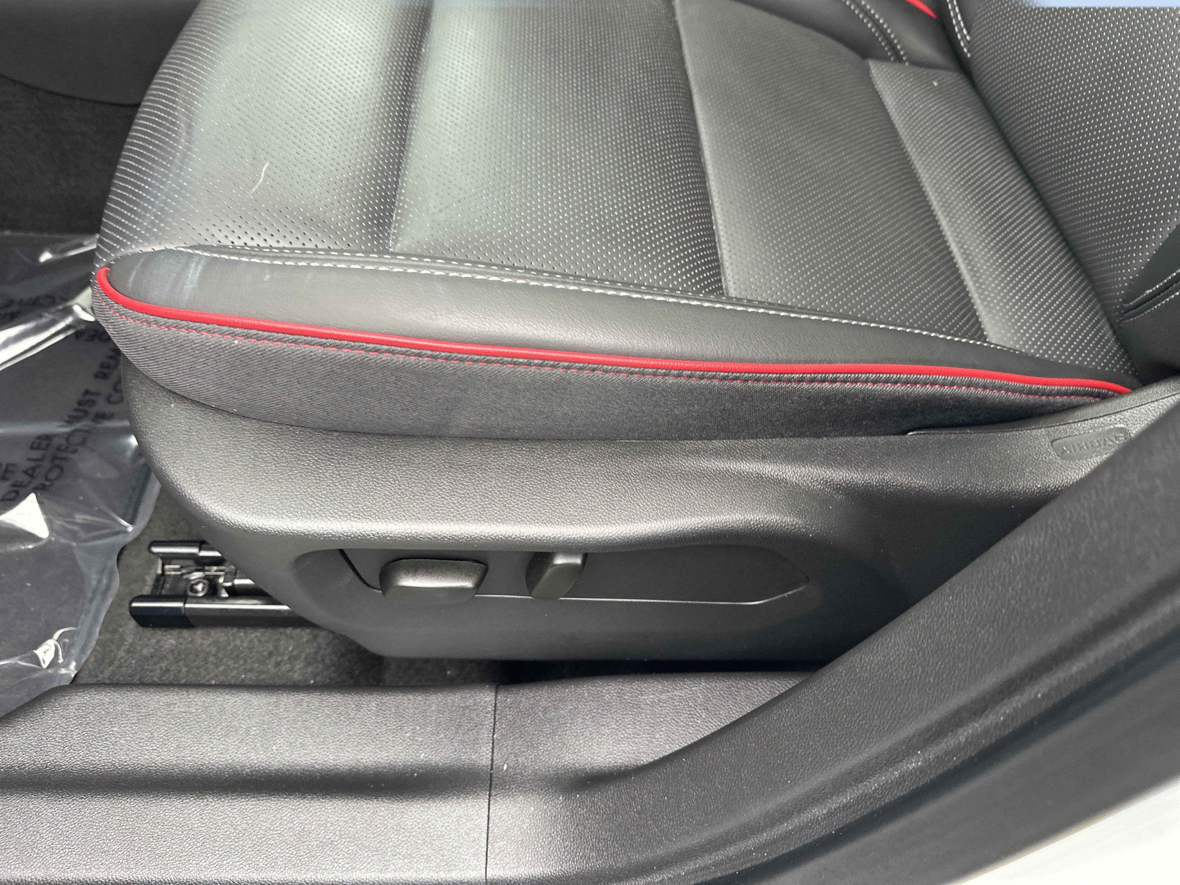 Certified 2023 Buick Envision Essence w/ Sport Touring Package AWD/4WD image 11