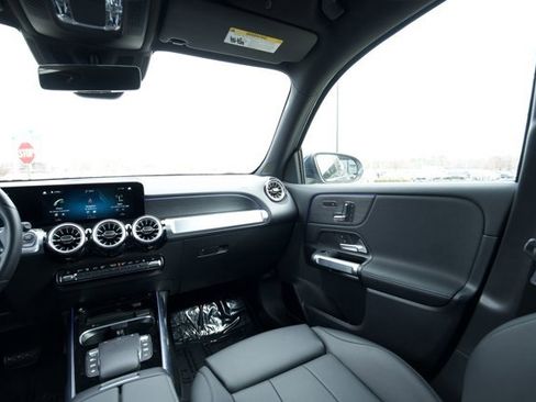 Certified 2023 Mercedes-Benz EQB 300 4MATIC image 23