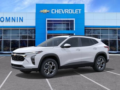 New 2026 Chevrolet Trax LT FWD image 3