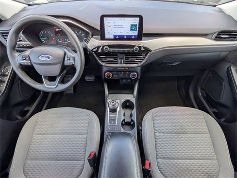 Used 2022 Ford Escape SE image 16