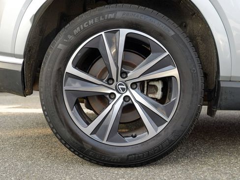 Used 2023 Lexus RX 350 Premium w/ Accessory Package AWD/4WD image 13