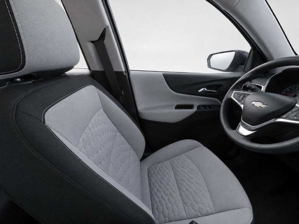 Used 2020 Chevrolet Equinox LS FWD image 29