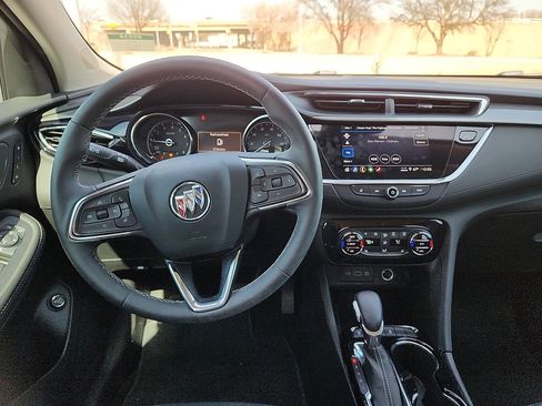 Used 2023 Buick Encore GX Essence w/ Experience Buick Package image 6