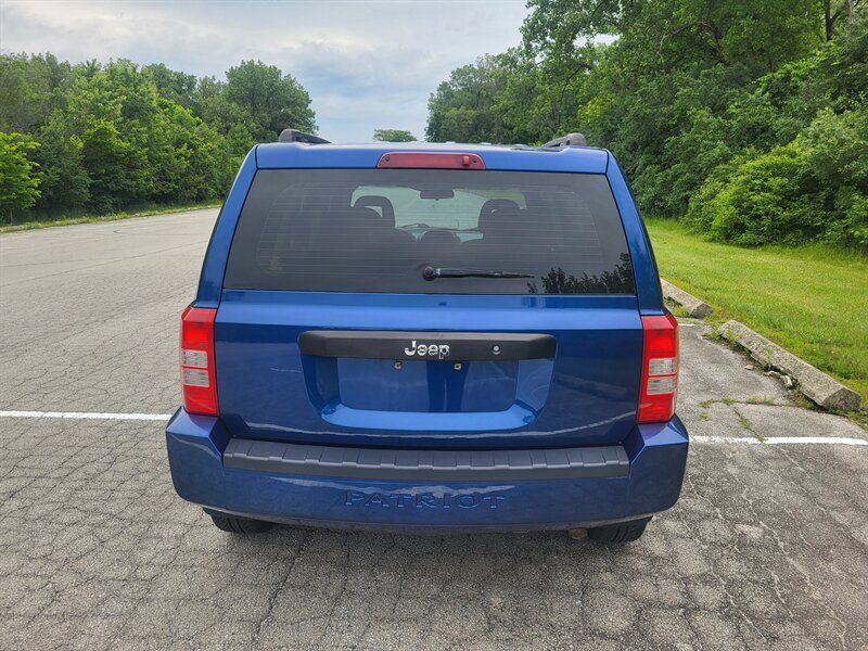 Used 2009 Jeep Patriot Sport FWD image 5