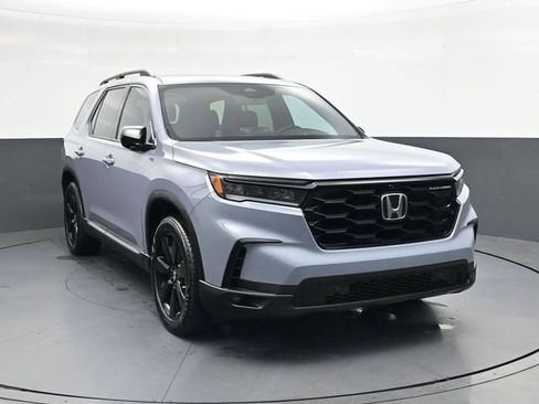Used 2025 Honda Pilot Black Edition image 10