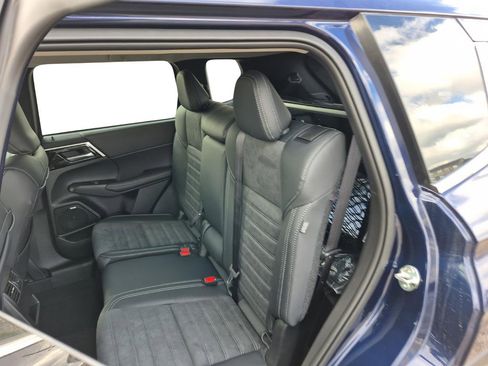 New 2026 Mitsubishi Outlander SE AWD/4WD image 27