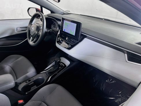 Used 2025 Toyota Corolla SE FWD image 27