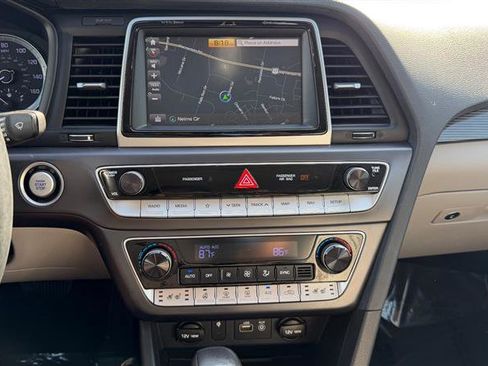 Used 2018 Hyundai Sonata Limited w/ Limited Ultimate Package 03 image 28