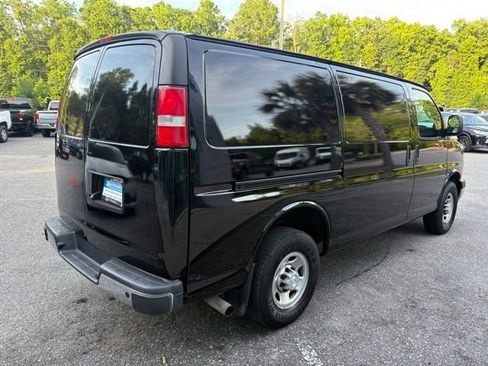 Used 2019 Chevrolet Express 2500 w/ Driver Convenience Package RWD image 5