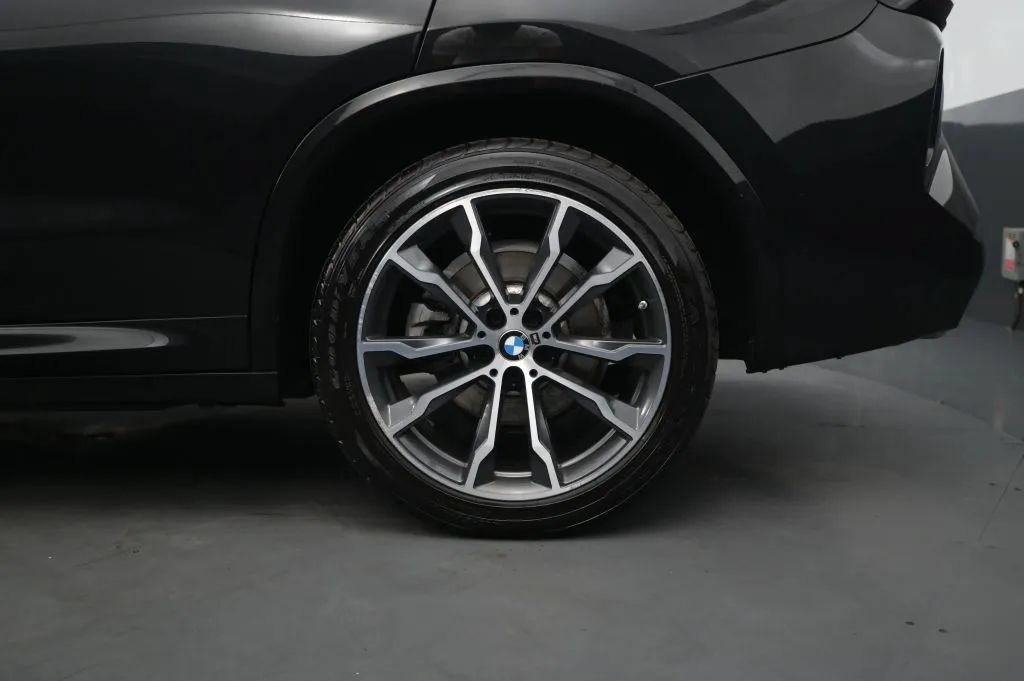 Used 2022 BMW X3 xDrive30i w/ M Sport Package AWD/4WD image 15