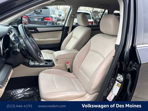 Used 2018 Subaru Outback 2.5i Premium image 11