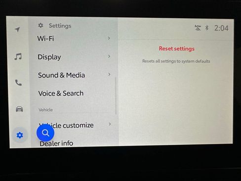 Used 2025 Toyota Corolla LE image 33