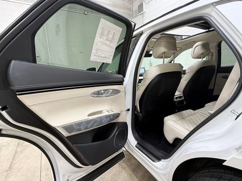 Used 2023 Genesis GV70 3.5T Sport w/ Sport Advanced Package AWD/4WD image 41