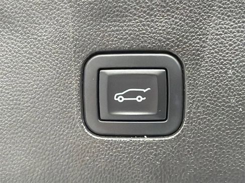 Used 2019 Buick Enclave Preferred image 19