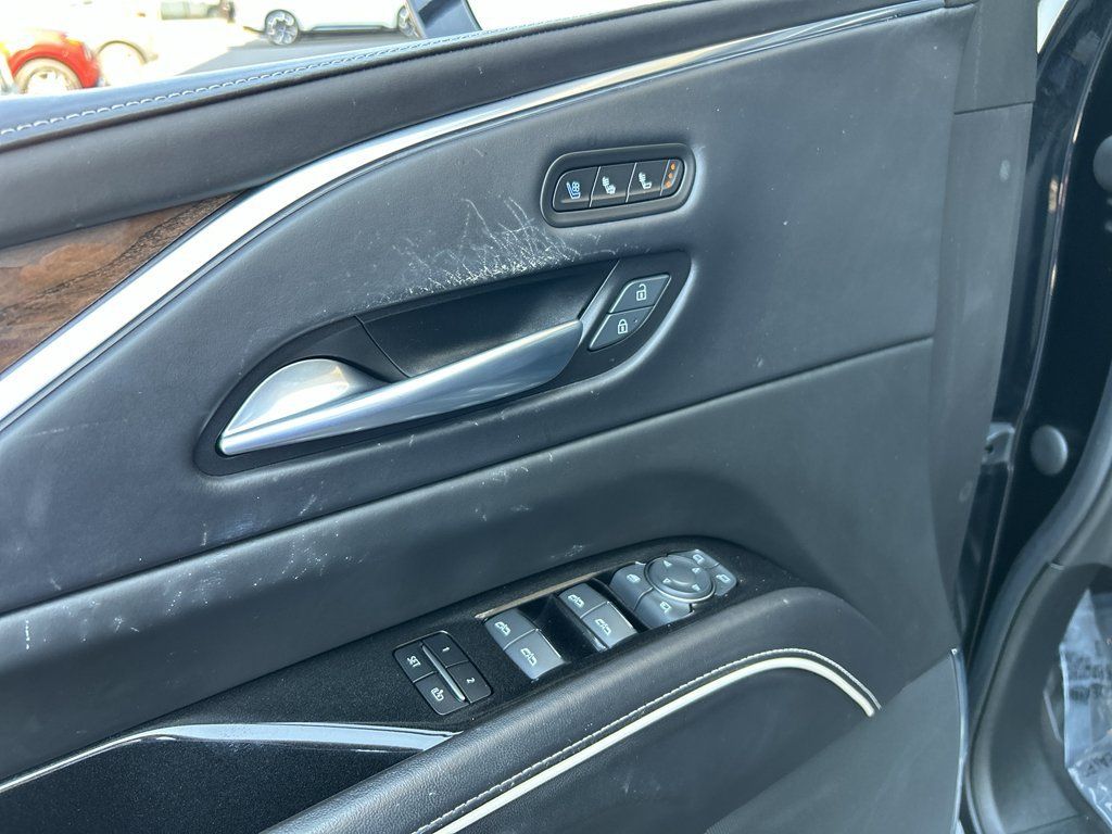 Used 2022 Cadillac Escalade Sport Platinum AWD/4WD image 20