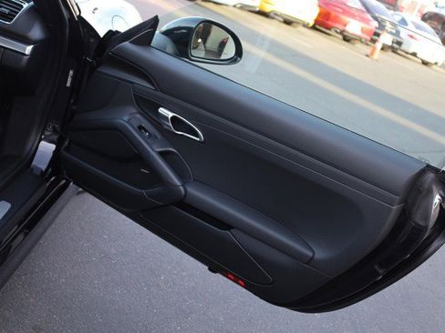 Used 2014 Porsche Cayman image 40