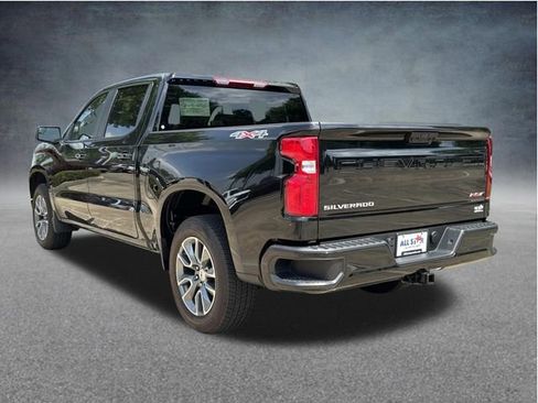 Used 2025 Chevrolet Silverado 1500 RST AWD/4WD image 6