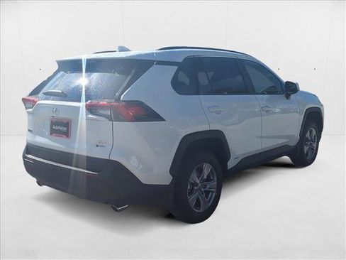 New 2025 Toyota RAV4 XLE image 5