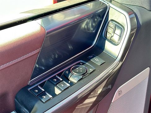 Certified 2023 Ford F150 Lariat image 21