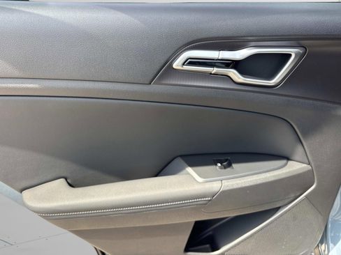 New 2026 Kia Sportage EX AWD/4WD image 16