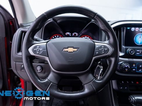 Used 2018 Chevrolet Colorado ZR2 image 17