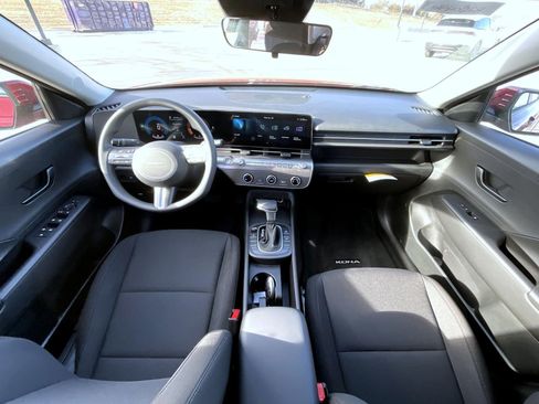 New 2026 Hyundai Kona SE image 14