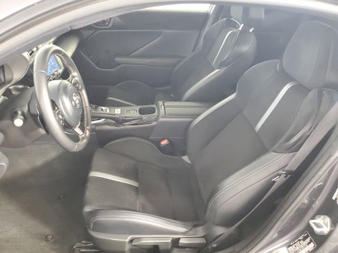 Used 2024 Toyota GR86 Premium RWD image 12