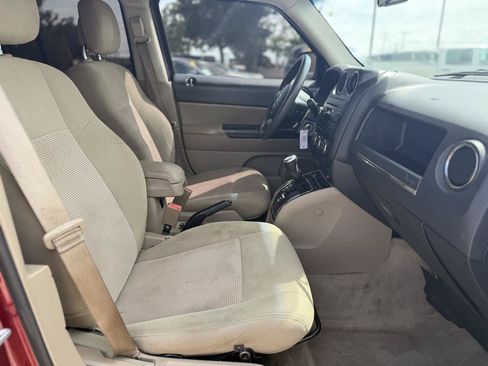 Used 2014 Jeep Patriot Sport w/ Power Value Group AWD/4WD image 14