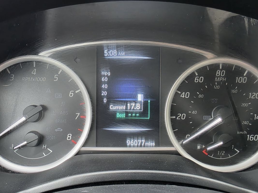 Used 2016 Nissan Sentra SV w/ Style Package FWD image 33