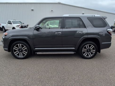 Used 2023 Toyota 4Runner Limited AWD/4WD image 3