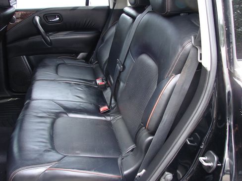 Used 2017 Nissan Armada Platinum image 10