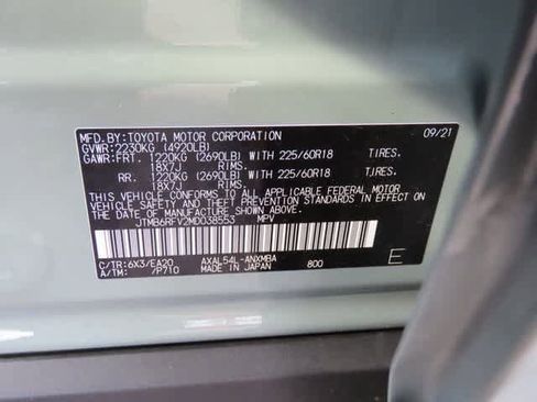 Used 2021 Toyota RAV4 XLE Premium image 27
