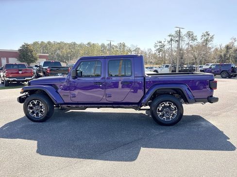 New 2026 Jeep Gladiator Sport AWD/4WD image 6