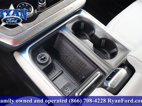 New 2025 Ford Expedition Max Platinum w/ Platinum Ultimate Package image 32