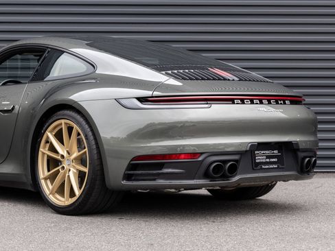 Certified 2024 Porsche 911 Carrera RWD image 11