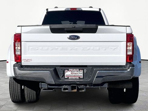 Used 2022 Ford F350 XLT image 4