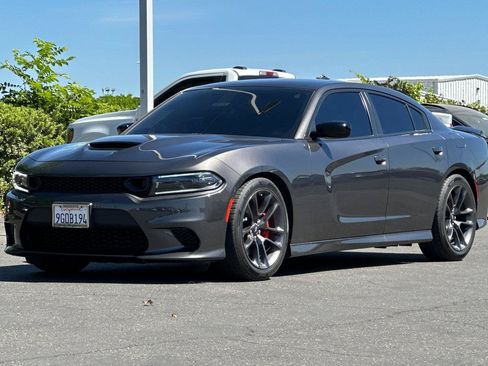 Used 2023 Dodge Charger R/T w/ Performance Handling Group RWD image 8